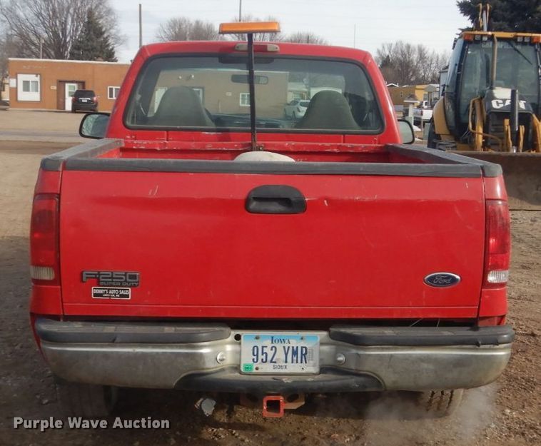 image for item GW9483 2000 Ford F250 Super Duty pickup truck