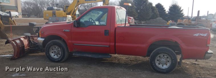 image for item GW9483 2000 Ford F250 Super Duty pickup truck