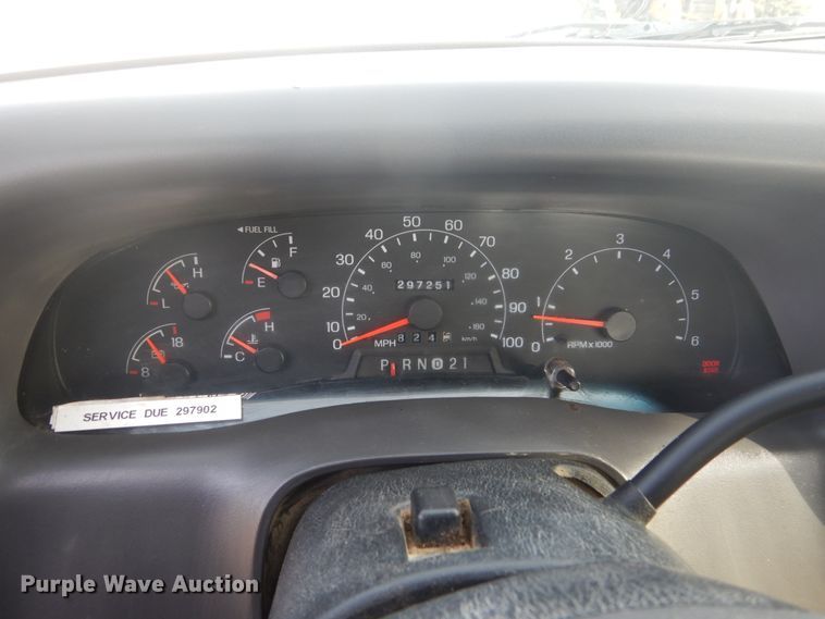 image for item GW9483 2000 Ford F250 Super Duty pickup truck