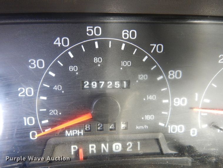 image for item GW9483 2000 Ford F250 Super Duty pickup truck