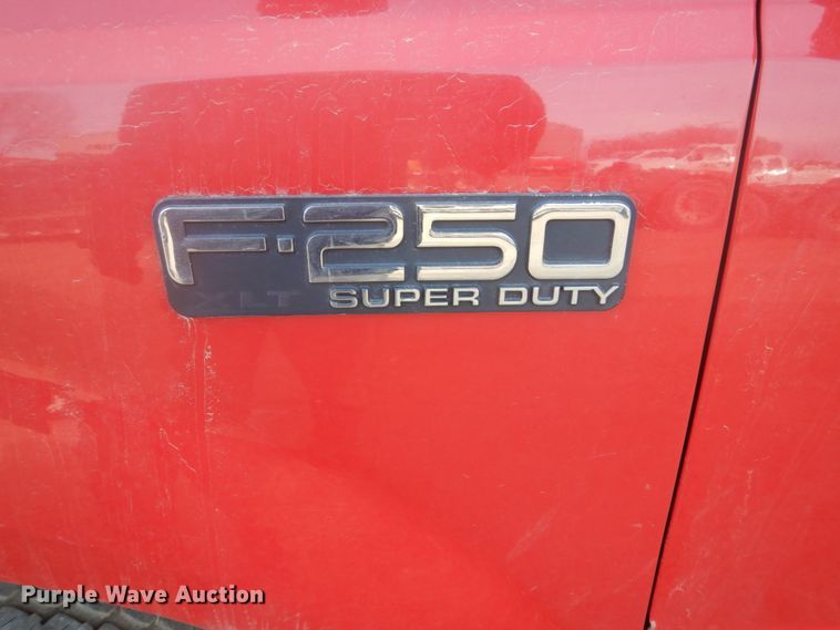 image for item GW9483 2000 Ford F250 Super Duty pickup truck