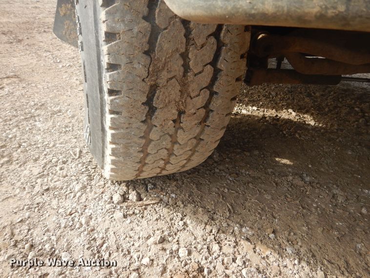 image for item GW9483 2000 Ford F250 Super Duty pickup truck