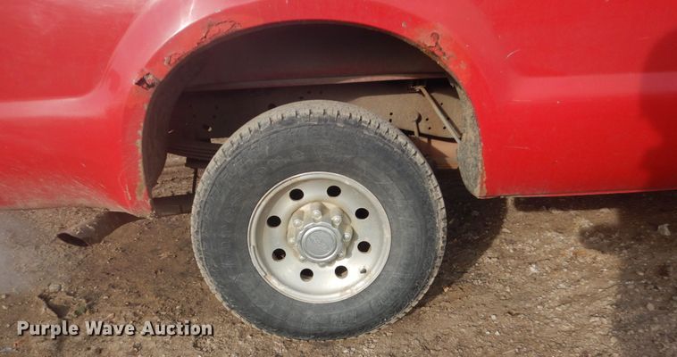 image for item GW9483 2000 Ford F250 Super Duty pickup truck