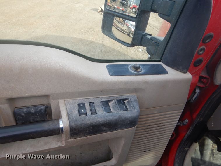 image for item GW9484 2008 Ford F250 Super Duty Crew Cab pickup truck