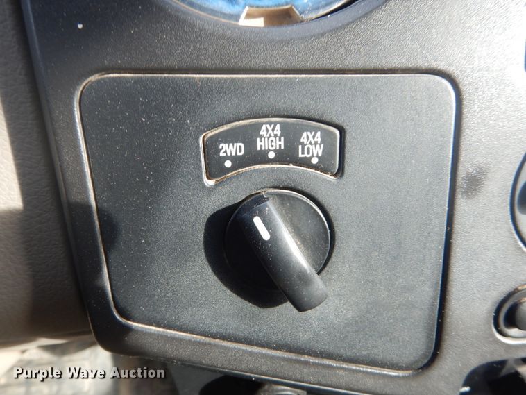 image for item GW9484 2008 Ford F250 Super Duty Crew Cab pickup truck