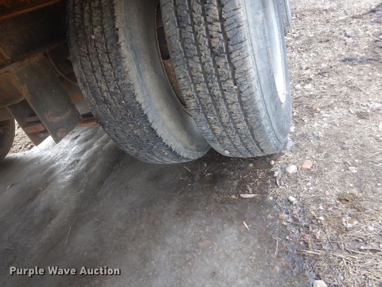 image for item GW9489 1998 Trail-Eze D10R24 tilt deck equipment trailer