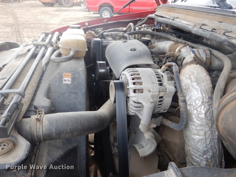 image for item GW9492 2001 Ford F350 Super Duty Crew Cab pickup truck