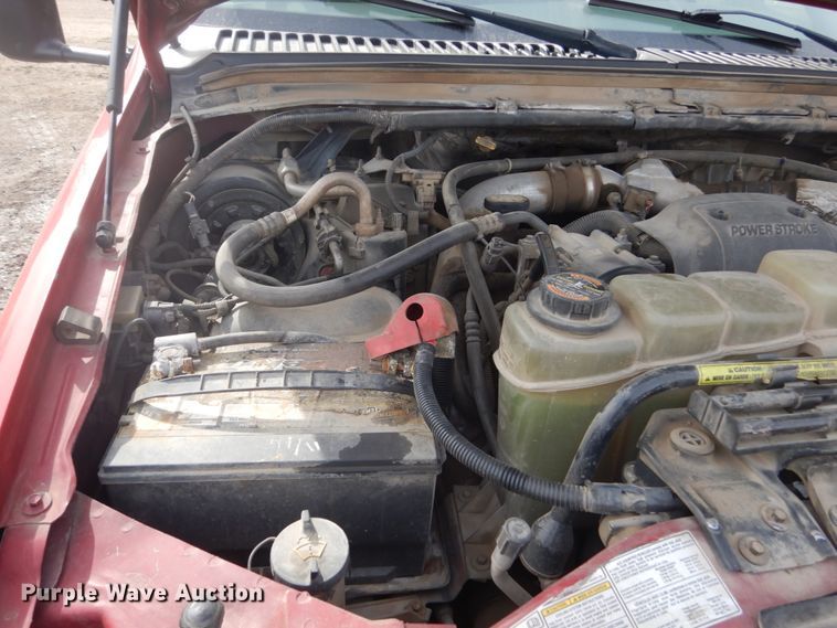 image for item GW9492 2001 Ford F350 Super Duty Crew Cab pickup truck