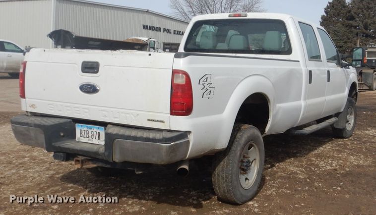 image for item GW9493 2011 Ford F250 Super Duty Crew Cab pickup truck