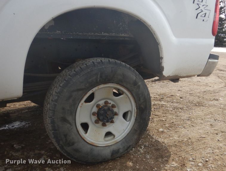 image for item GW9493 2011 Ford F250 Super Duty Crew Cab pickup truck