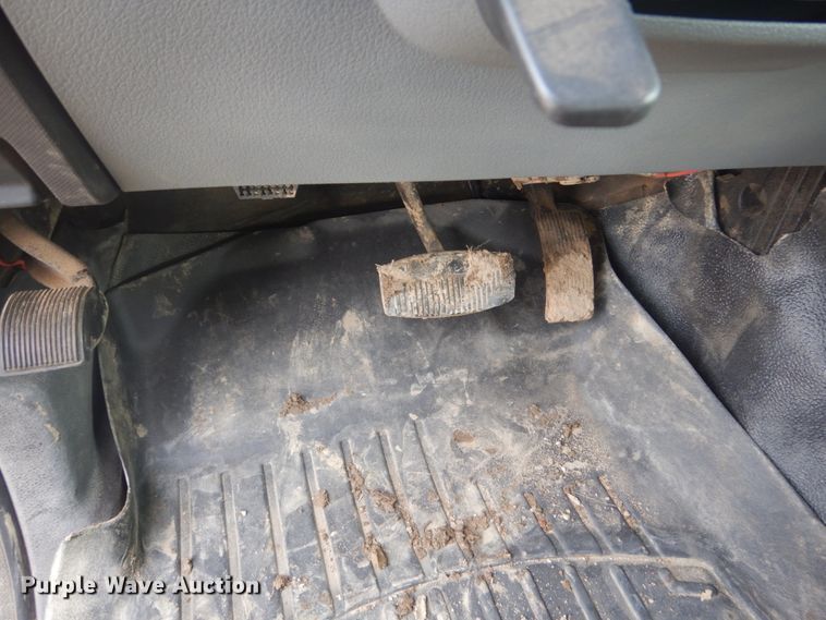 image for item GW9493 2011 Ford F250 Super Duty Crew Cab pickup truck