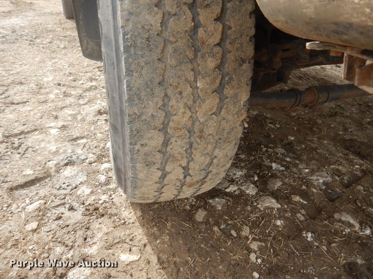 image for item GW9493 2011 Ford F250 Super Duty Crew Cab pickup truck