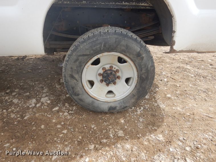 image for item GW9493 2011 Ford F250 Super Duty Crew Cab pickup truck