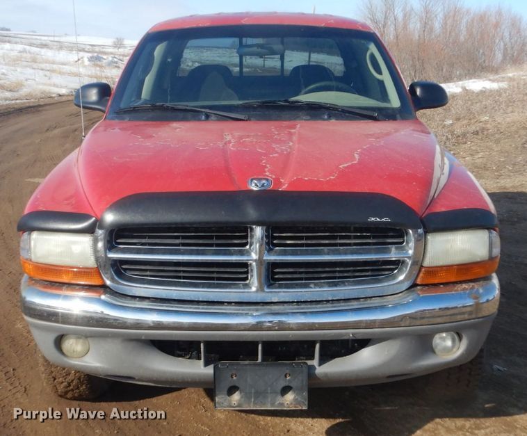 image for item GW9502 2001 Dodge Dakota Quad Cab pickup truck