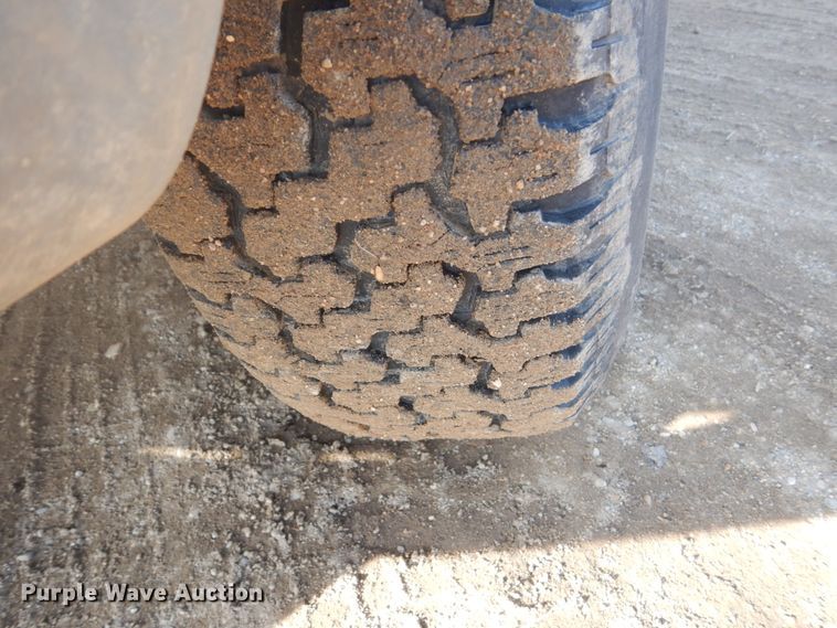 image for item GW9502 2001 Dodge Dakota Quad Cab pickup truck