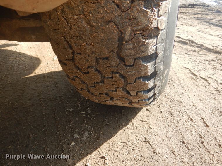 image for item GW9502 2001 Dodge Dakota Quad Cab pickup truck