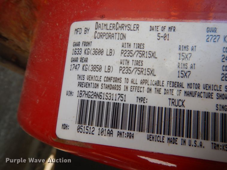 image for item GW9502 2001 Dodge Dakota Quad Cab pickup truck