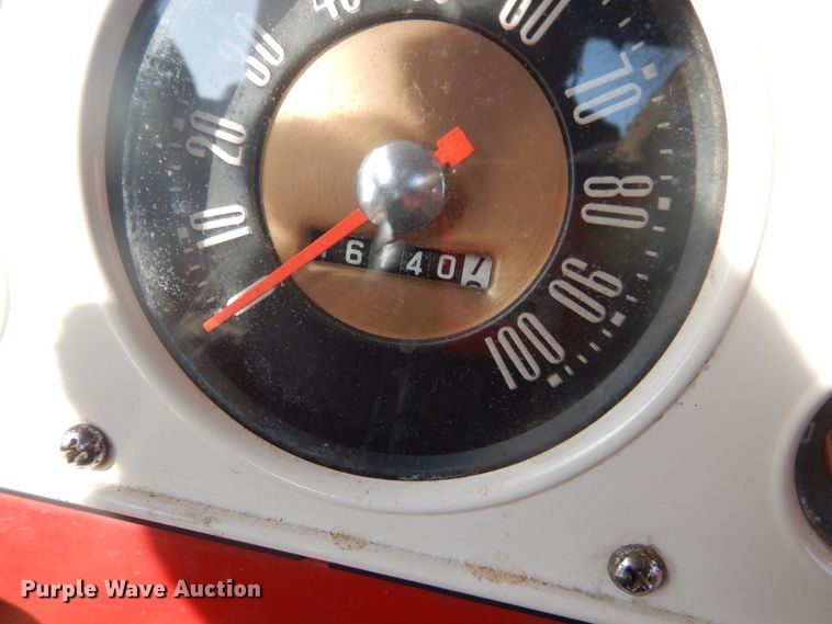 image for item GW9503 1959 Ford F700 truck cab and chassis