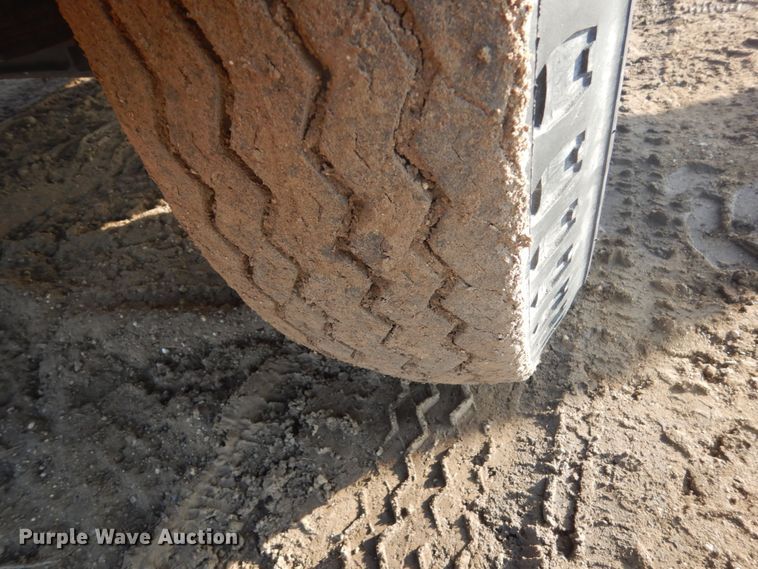 image for item GW9503 1959 Ford F700 truck cab and chassis