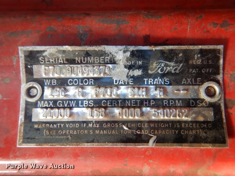 image for item GW9503 1959 Ford F700 truck cab and chassis