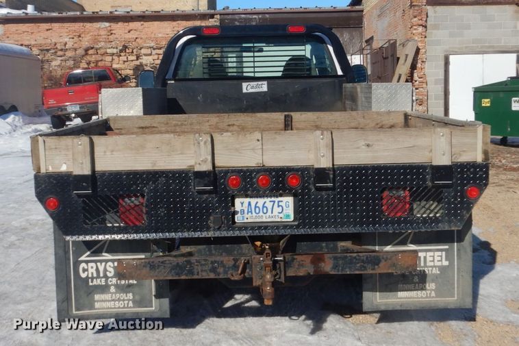 image for item GW9506 2006 Ford F350 Super Duty flatbed pickup truck