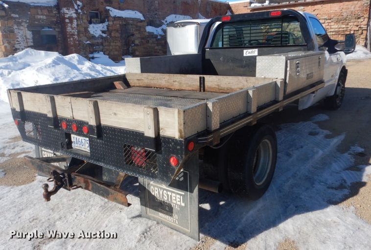 image for item GW9506 2006 Ford F350 Super Duty flatbed pickup truck