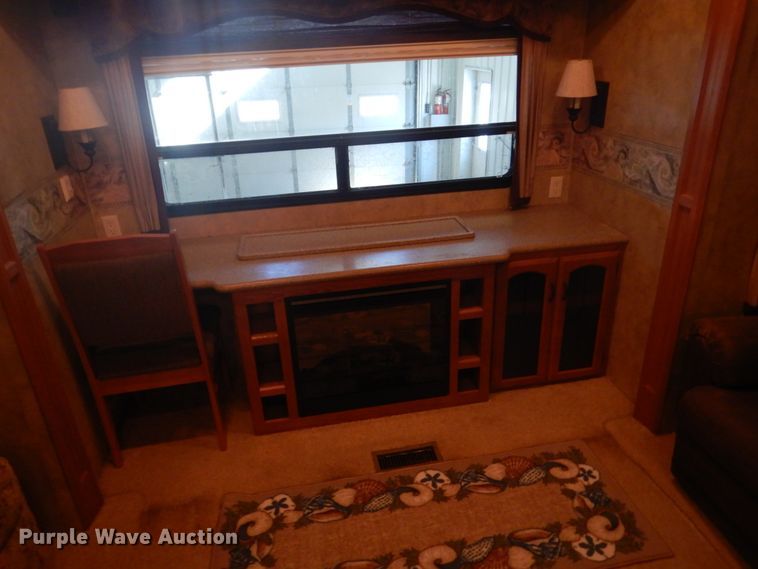 image for item GW9508 2009 Keystone 3665RE camper