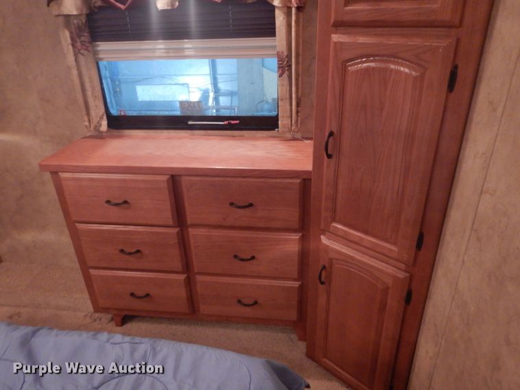 image for item GW9508 2009 Keystone 3665RE camper