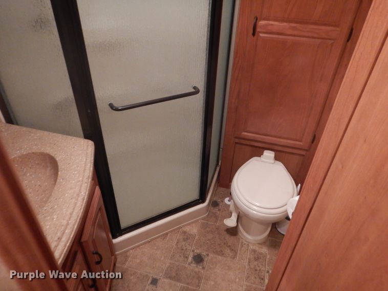 image for item GW9508 2009 Keystone 3665RE camper