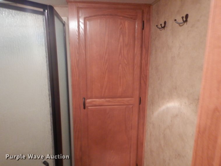 image for item GW9508 2009 Keystone 3665RE camper