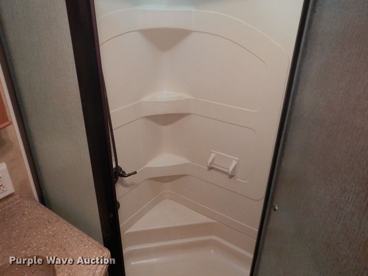 image for item GW9508 2009 Keystone 3665RE camper