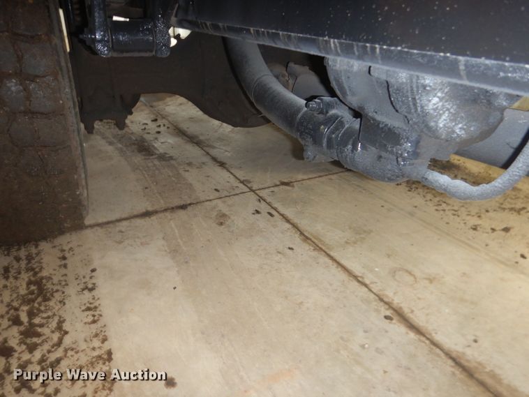 image for item GW9510 1995 Freightliner FL70 propane delivery truck