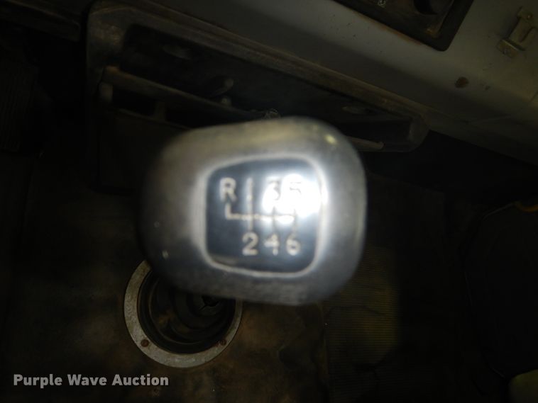 image for item GW9510 1995 Freightliner FL70 propane delivery truck