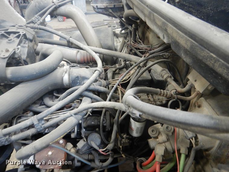 image for item GW9510 1995 Freightliner FL70 propane delivery truck