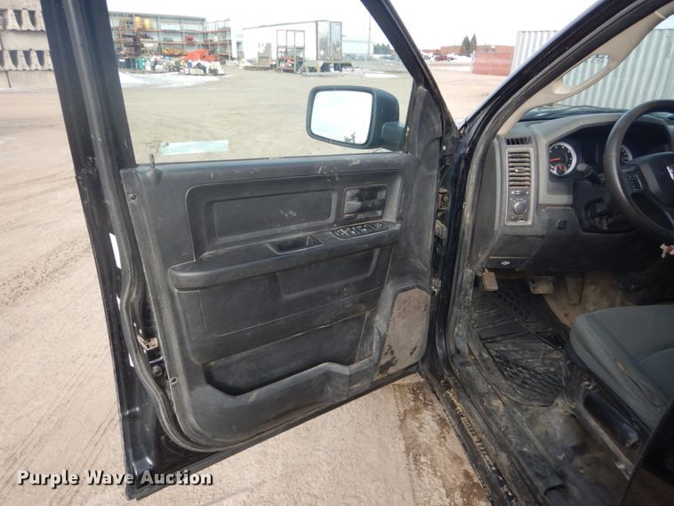 image for item GW9522 2013 Dodge Ram 1500 Quad Cab pickup truck