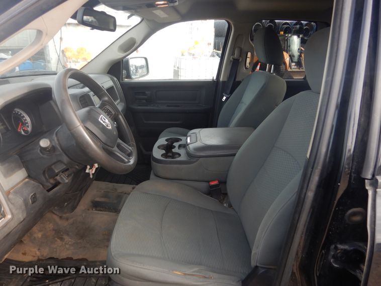 image for item GW9522 2013 Dodge Ram 1500 Quad Cab pickup truck