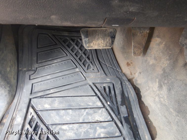 image for item GW9522 2013 Dodge Ram 1500 Quad Cab pickup truck