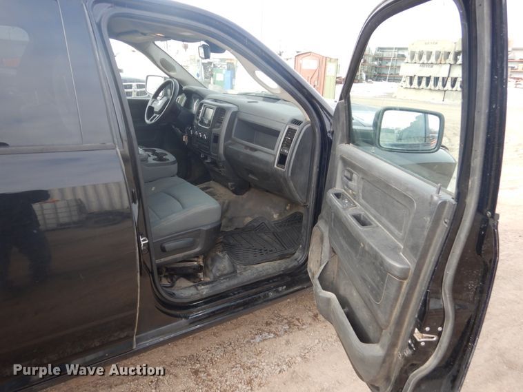 image for item GW9522 2013 Dodge Ram 1500 Quad Cab pickup truck