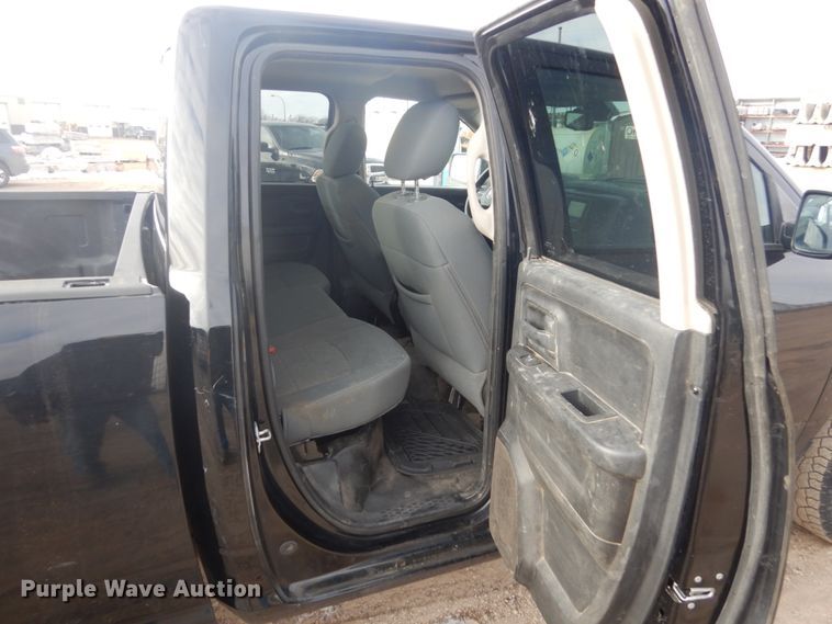 image for item GW9522 2013 Dodge Ram 1500 Quad Cab pickup truck