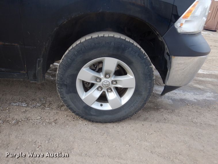 image for item GW9522 2013 Dodge Ram 1500 Quad Cab pickup truck