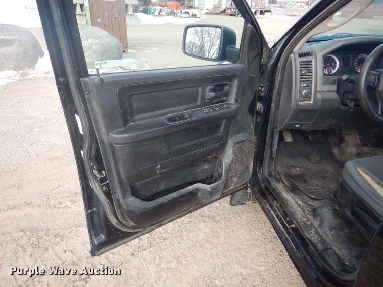 image for item GW9523 2013 Dodge Ram 1500 Quad Cab pickup truck