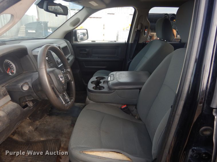 image for item GW9523 2013 Dodge Ram 1500 Quad Cab pickup truck