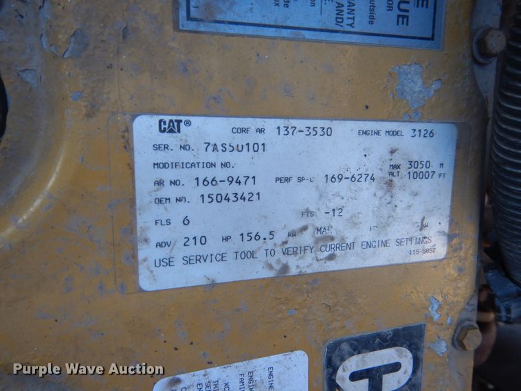 image for item GW9539 1999 GMC TopKick flatbed truck