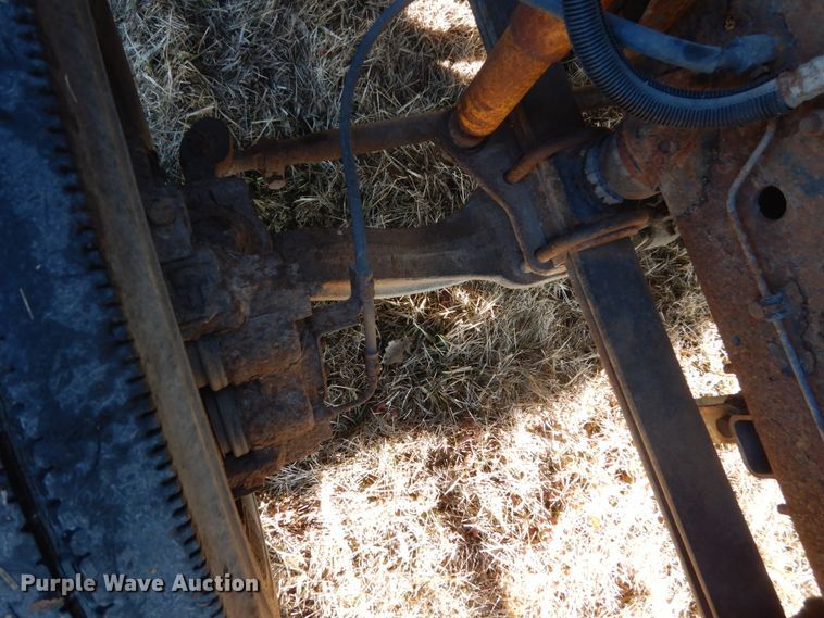 image for item GW9539 1999 GMC TopKick flatbed truck