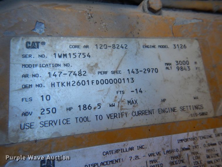 image for item GW9542 1998 Ford 8513 truck cab and chassis