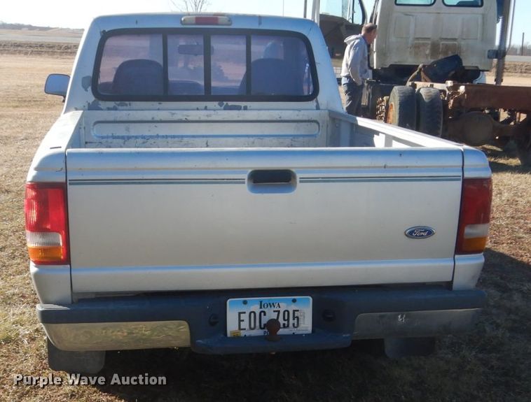 image for item GW9543 1994 Ford Ranger pickup truck