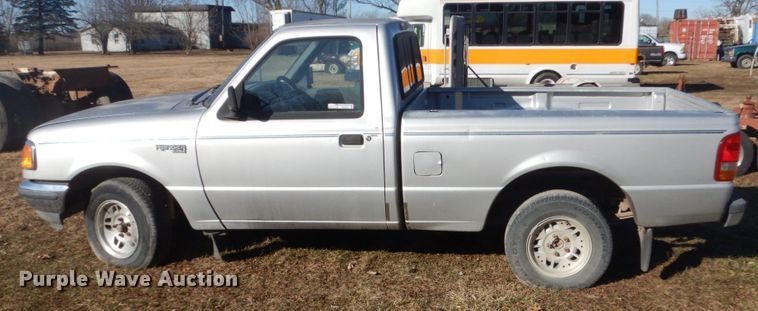 image for item GW9543 1994 Ford Ranger pickup truck