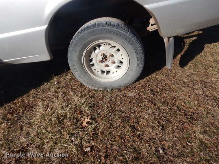 image for item GW9543 1994 Ford Ranger pickup truck