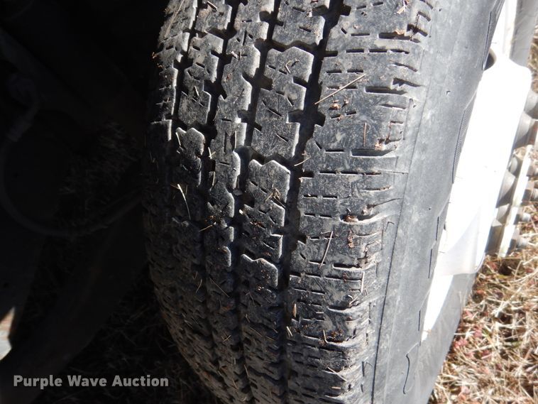 image for item GW9544 2011 Ford Econoline E450 shuttle bus