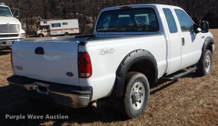 image for item GW9545 2006 Ford F250 Super Duty SuperCab pickup truck